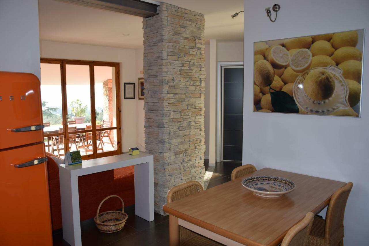 Lovely Villa Elena - Garda Lake Бардолино Экстерьер фото